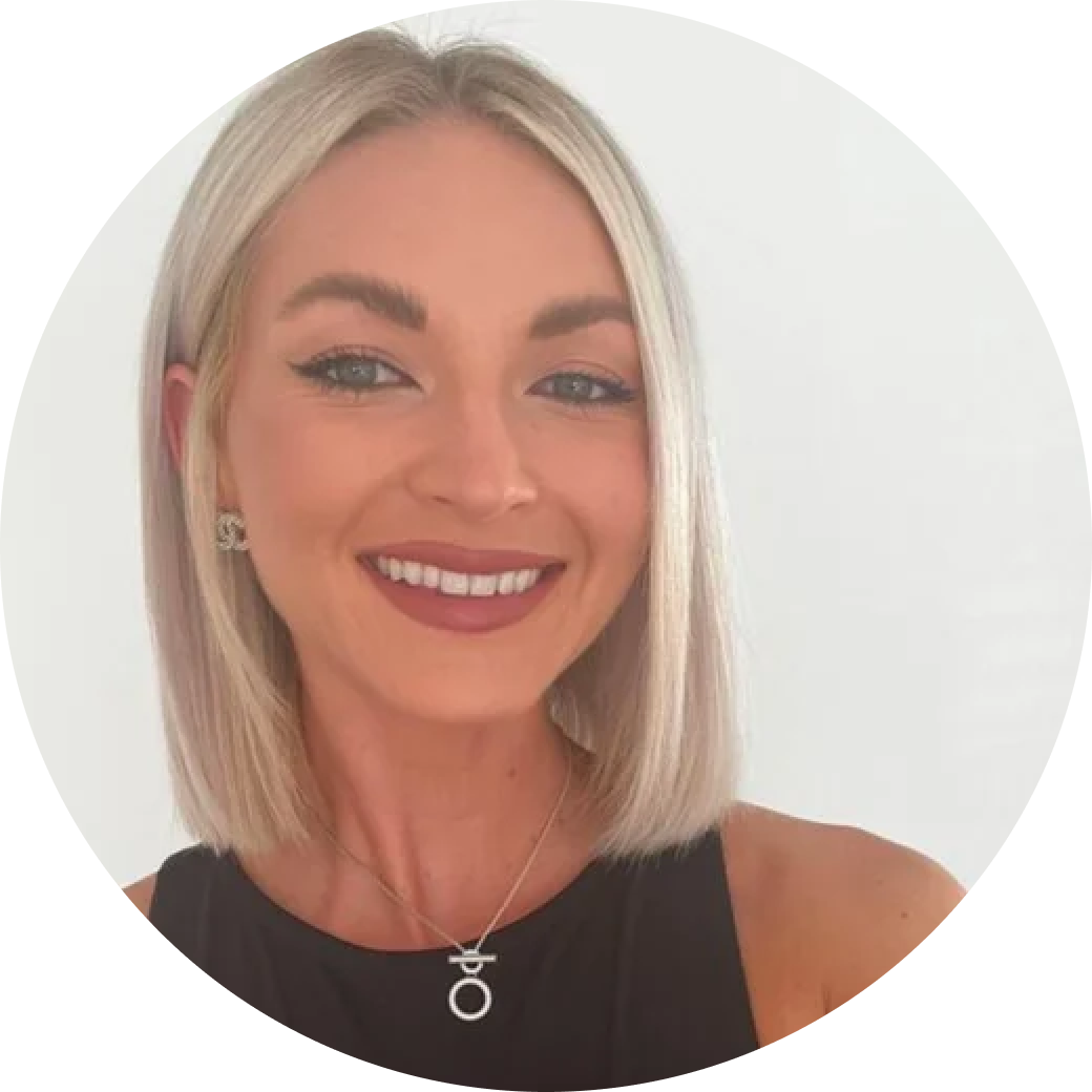Sasha Bright Photo Headshot Round